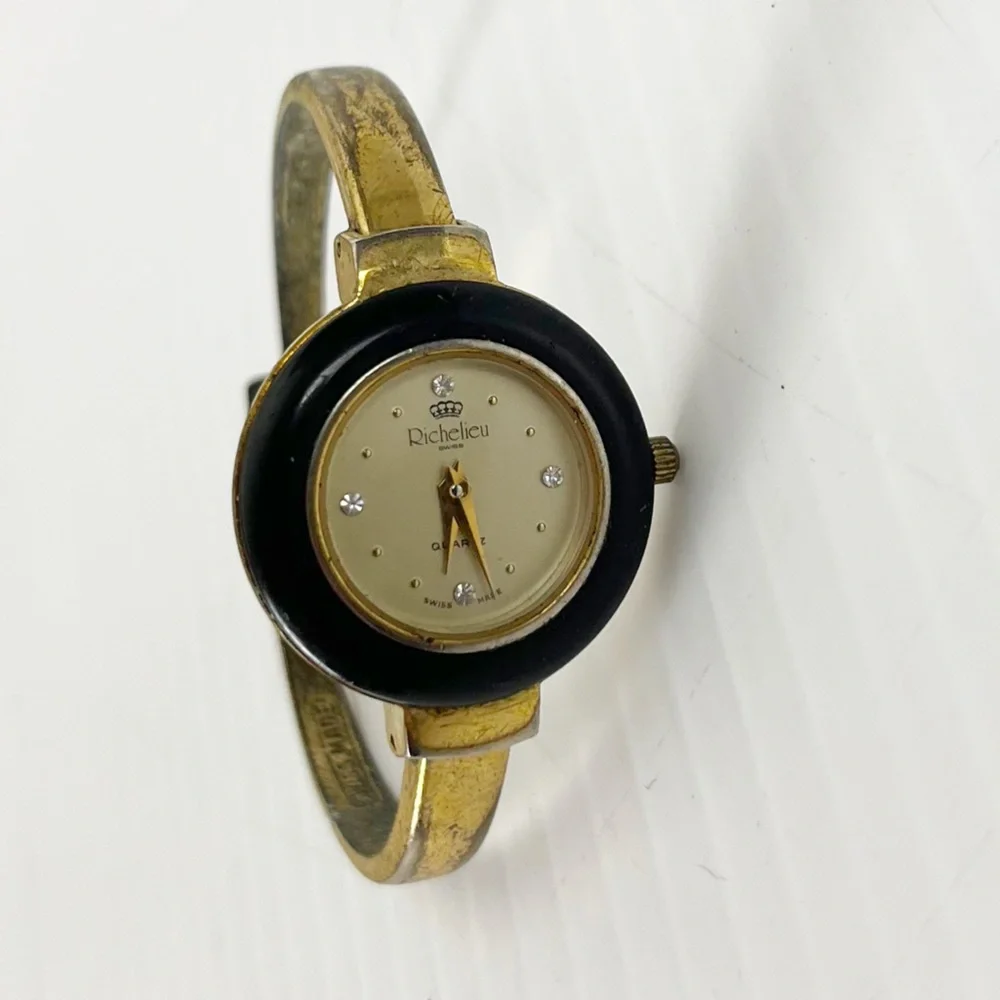 Vintage Richelieu Swiss Made Quartz Stainless Steel Gold Watch